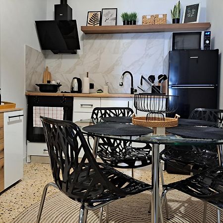 Stylish City Center Apartment Serres Buitenkant foto
