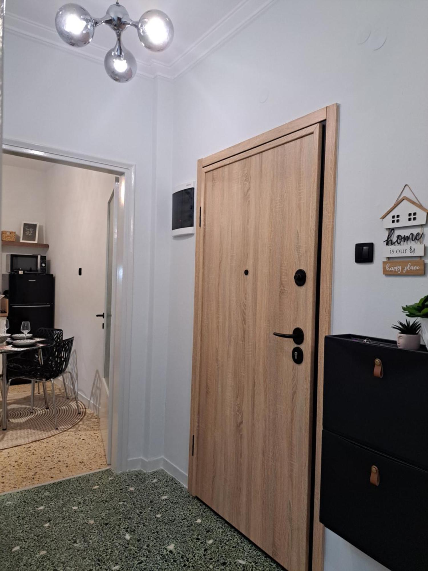 Stylish City Center Apartment Serres Buitenkant foto