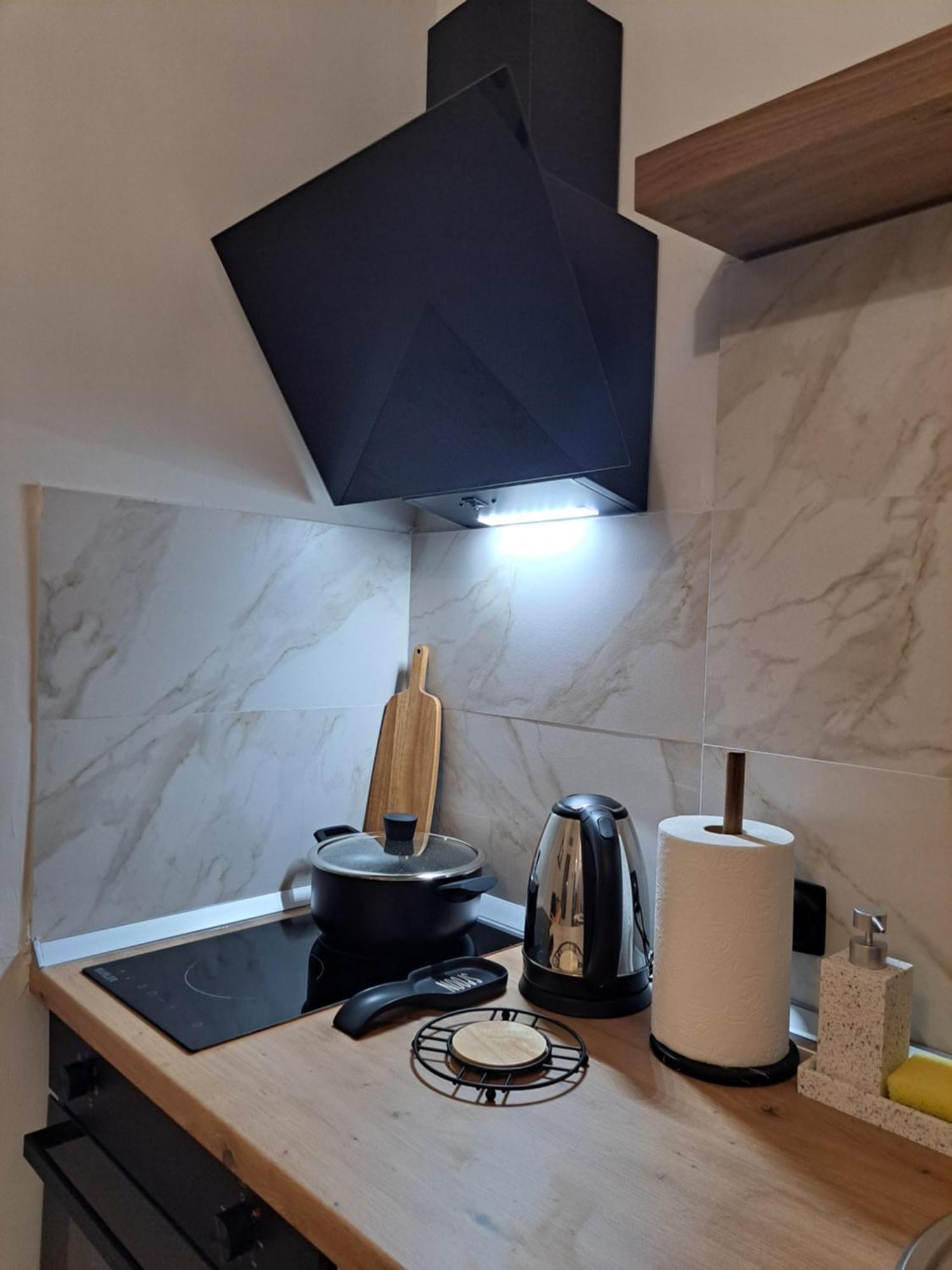 Stylish City Center Apartment Serres Buitenkant foto
